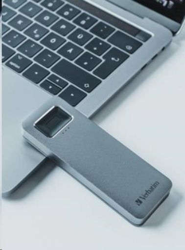 Obrázek VERBATIM externí SSD 512GB, Executive Fingerprint Secure SSD, USB 3.2 Gen 1/USB-C, (W:356 MB/s, R:344 MB/s), šedá