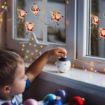 Obrázek Solight LED okenní řetěz - Santa, 6x LED, přísavný, 120cm, 2x AA